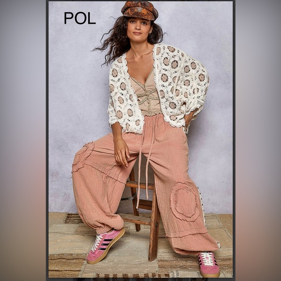 BP219-1🤍🤎NEW! POL pretty cream+tan/blush crochet open sweater perfect transition - Picture 2 of 8
